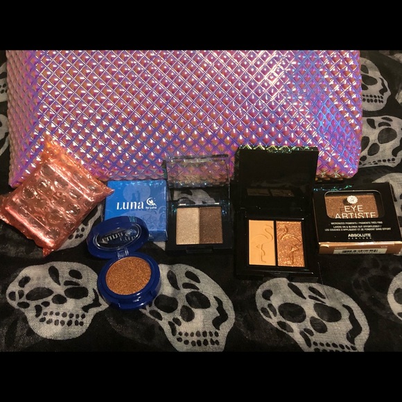 Random BNIB 5-pc Eyeshadows - Picture 2 of 10